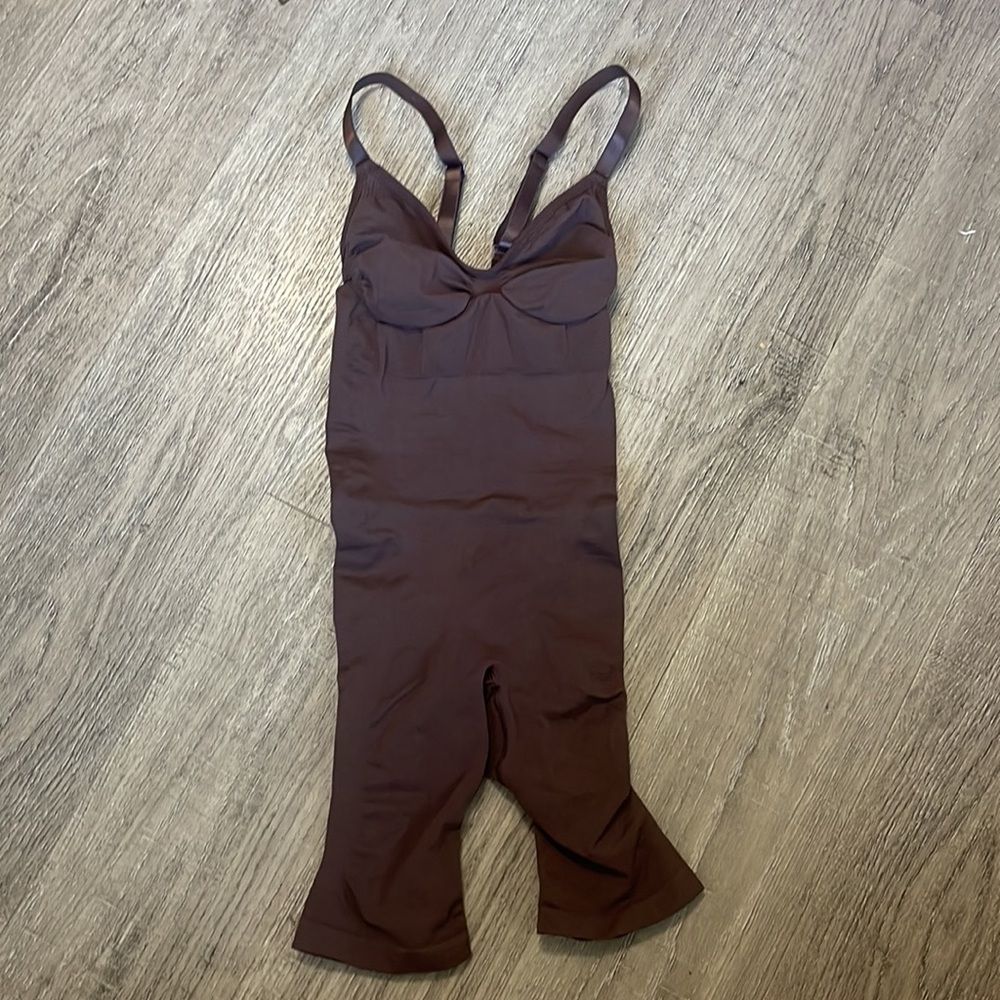 SKIMS SEAMLESS SCULPT MID THIGH BODYSUIT - L/XL - Picture 5 of 6
